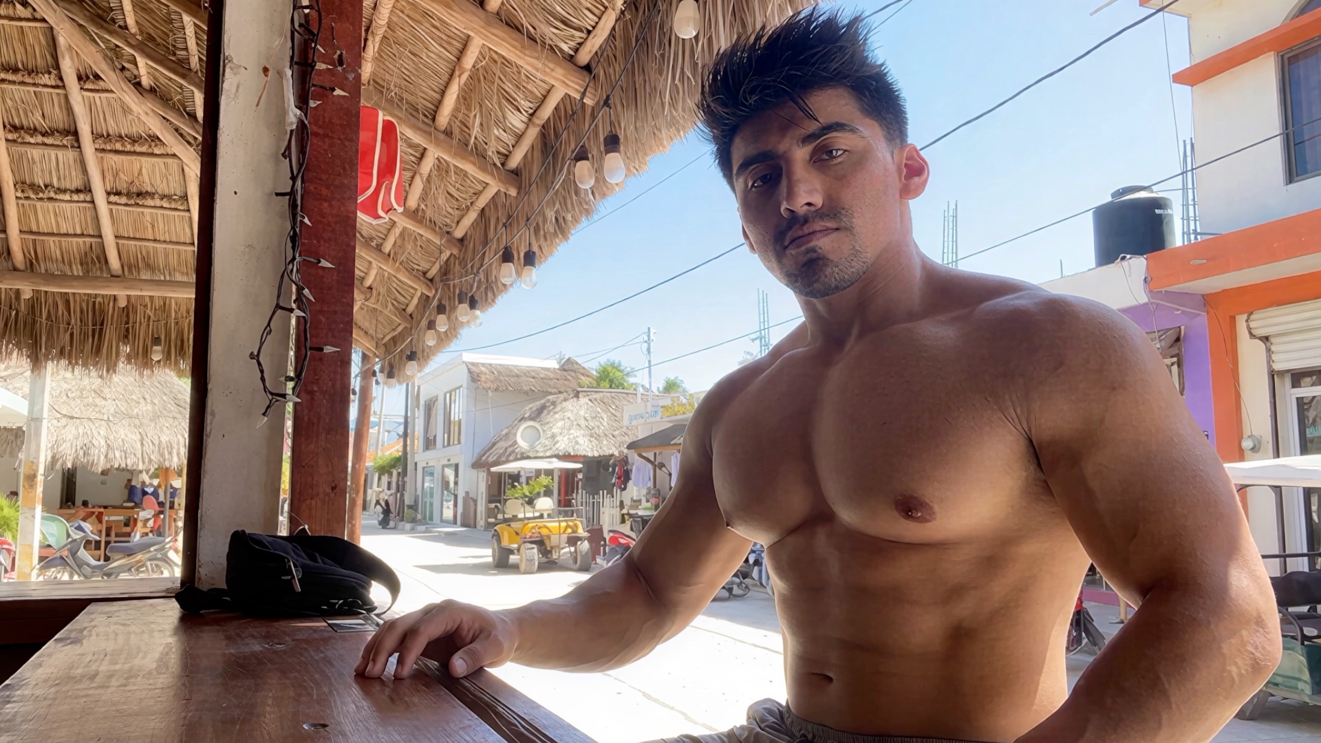 No Shirt, No Service 🏖️